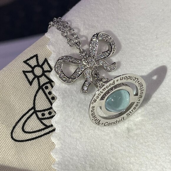 Octavie Pendant Necklace - Picture 1 of 5